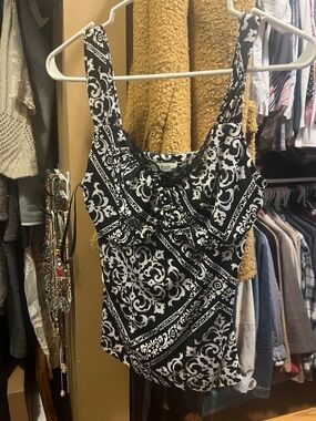 White House Black Market Black and White Printed Tank Top